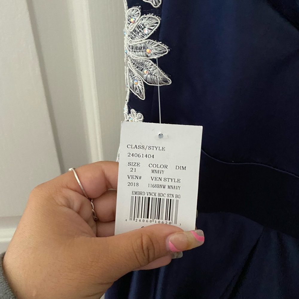 Unused prom dress